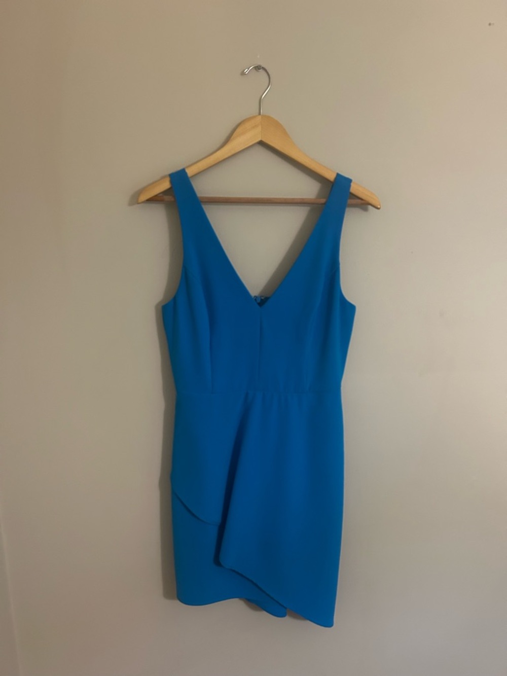 Adelyn Rae Turquoise Blue V-Neck Mini Dress